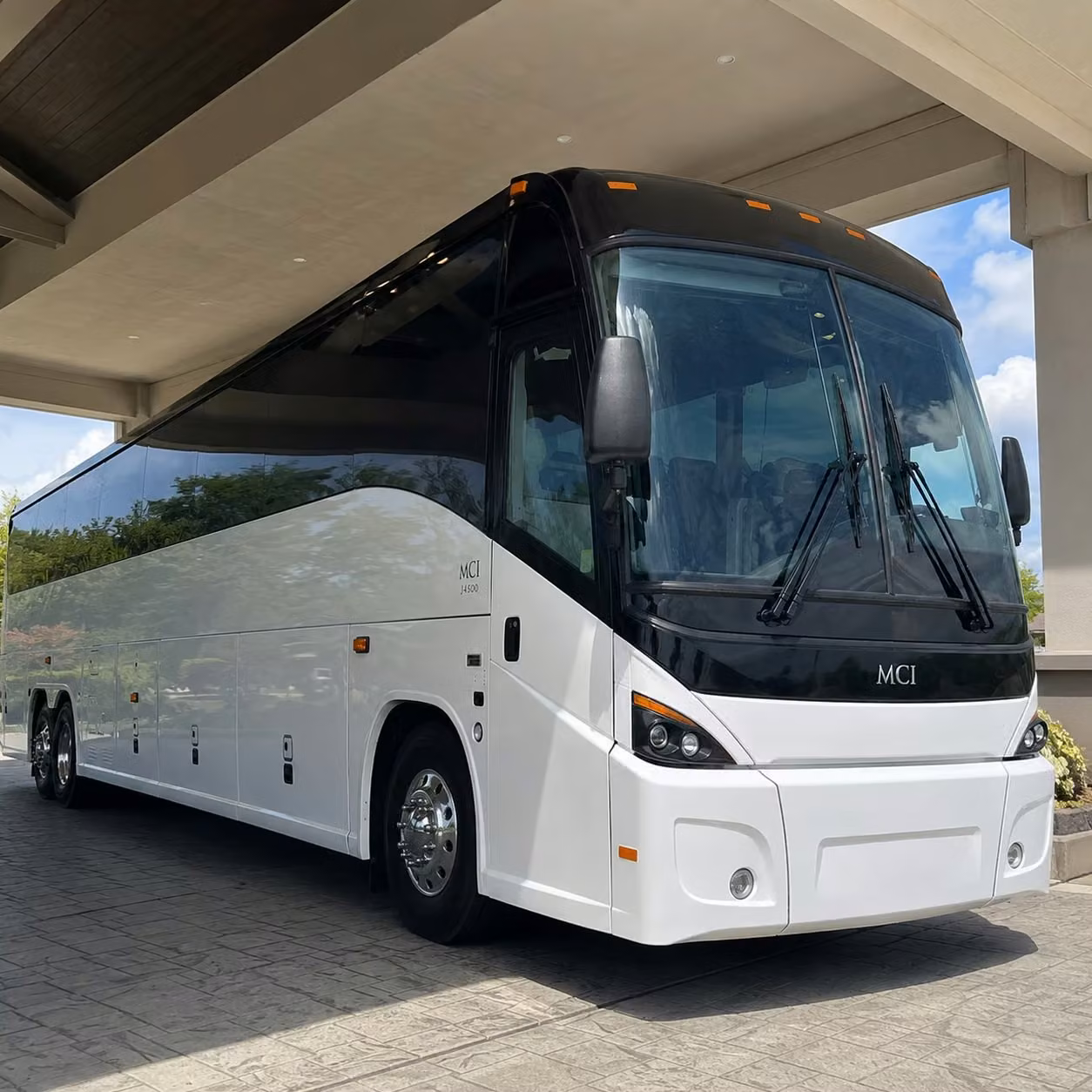 book employee transportation in jackson or any city nearby