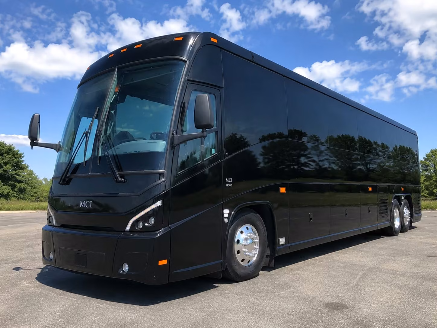 charter bus rentals in jackson for large prom groups and school organized transportation