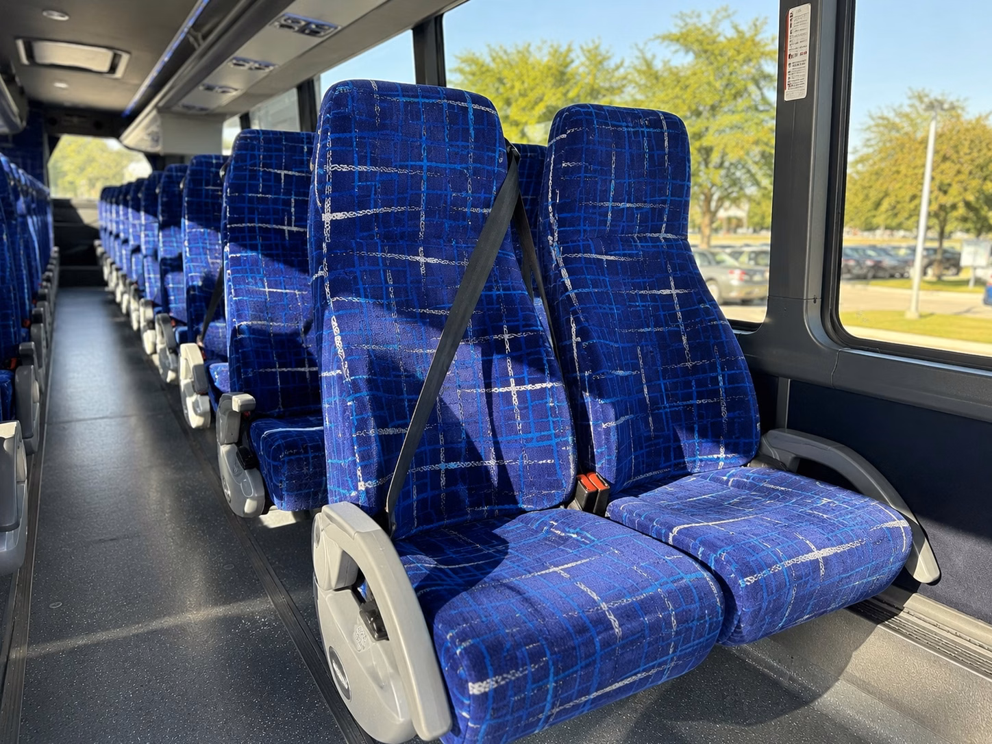 how bus type changes charter bus prices in jackson mississippi